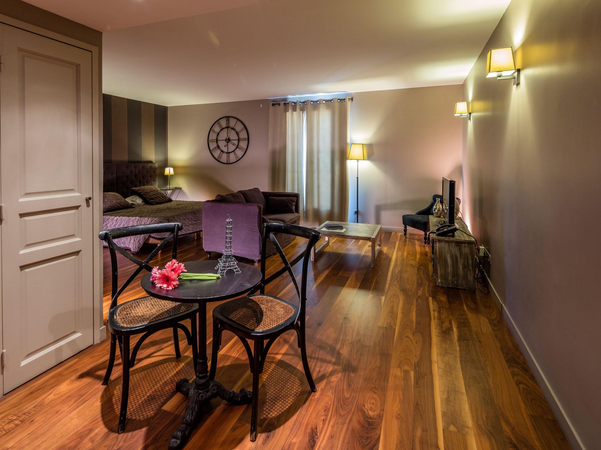 Garrigae Distillerie De Pezenas - Hotellerie & Spa エクステリア 写真