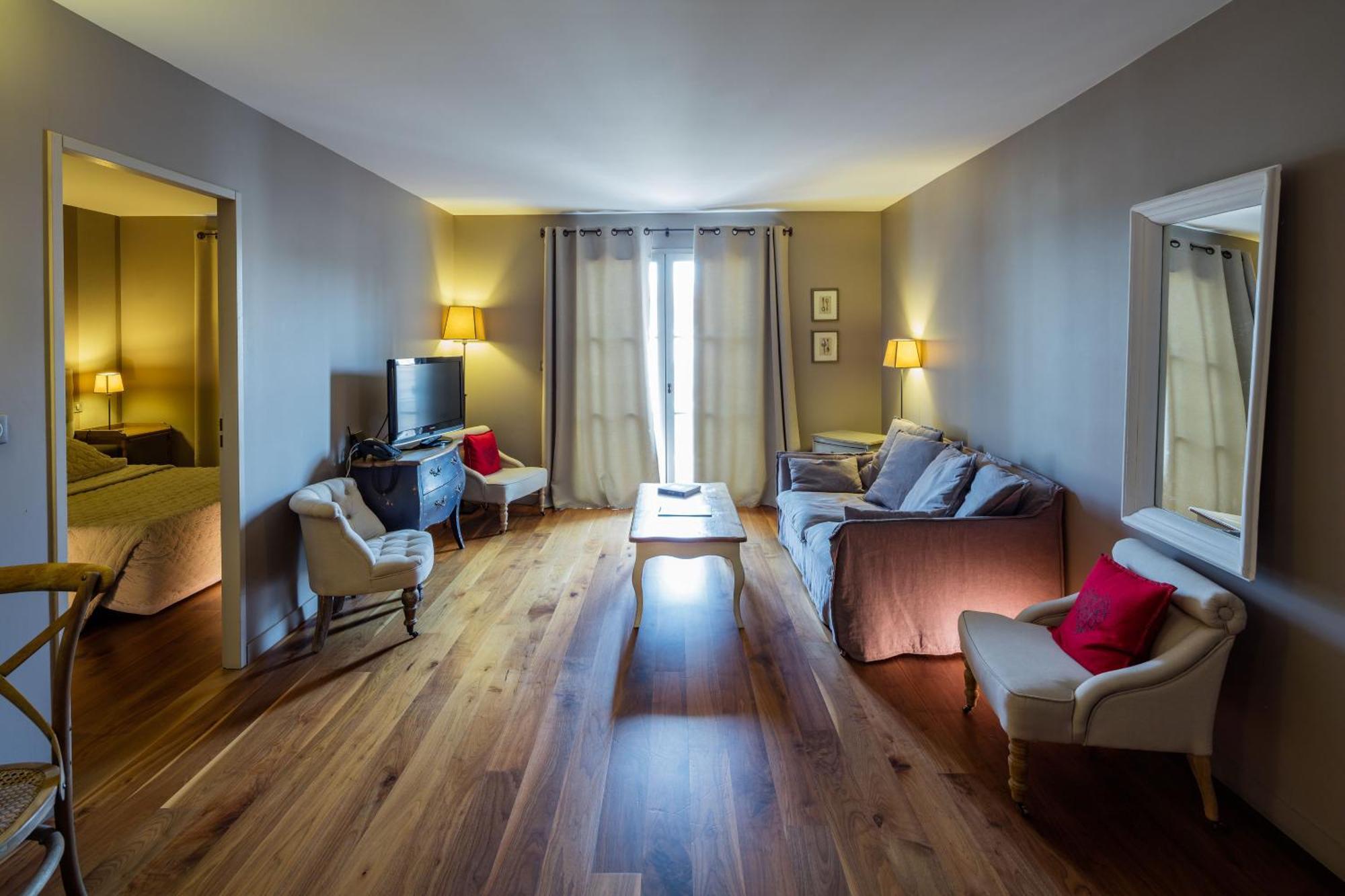 Garrigae Distillerie De Pezenas - Hotellerie & Spa エクステリア 写真